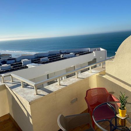 Atico Apartamento Loft Playa Victoria Кадис Екстериор снимка
