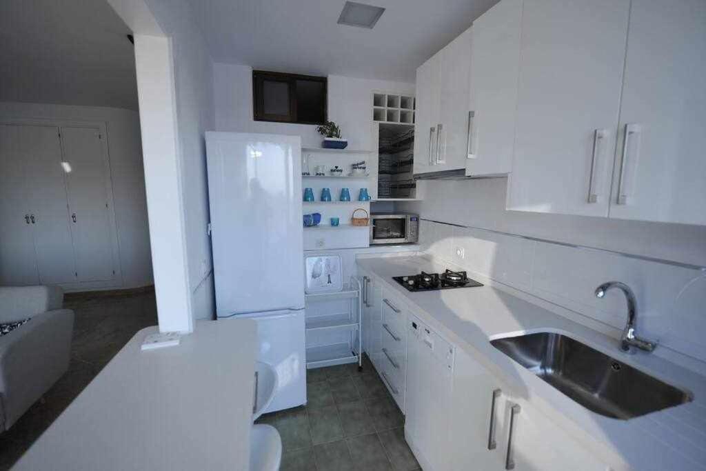 Atico Apartamento Loft Playa Victoria Кадис Екстериор снимка