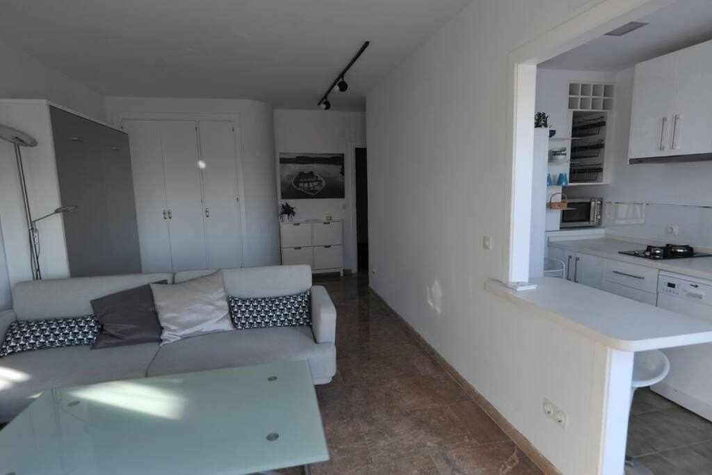 Atico Apartamento Loft Playa Victoria Кадис Екстериор снимка